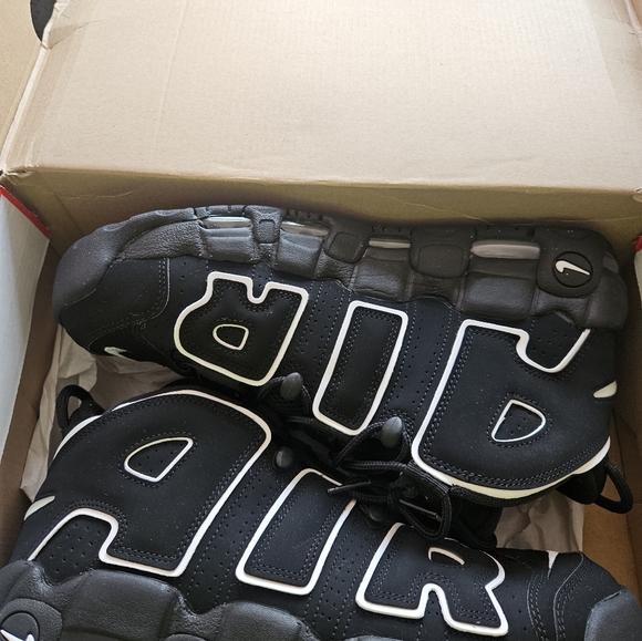 Nike - Picture 1 of 6